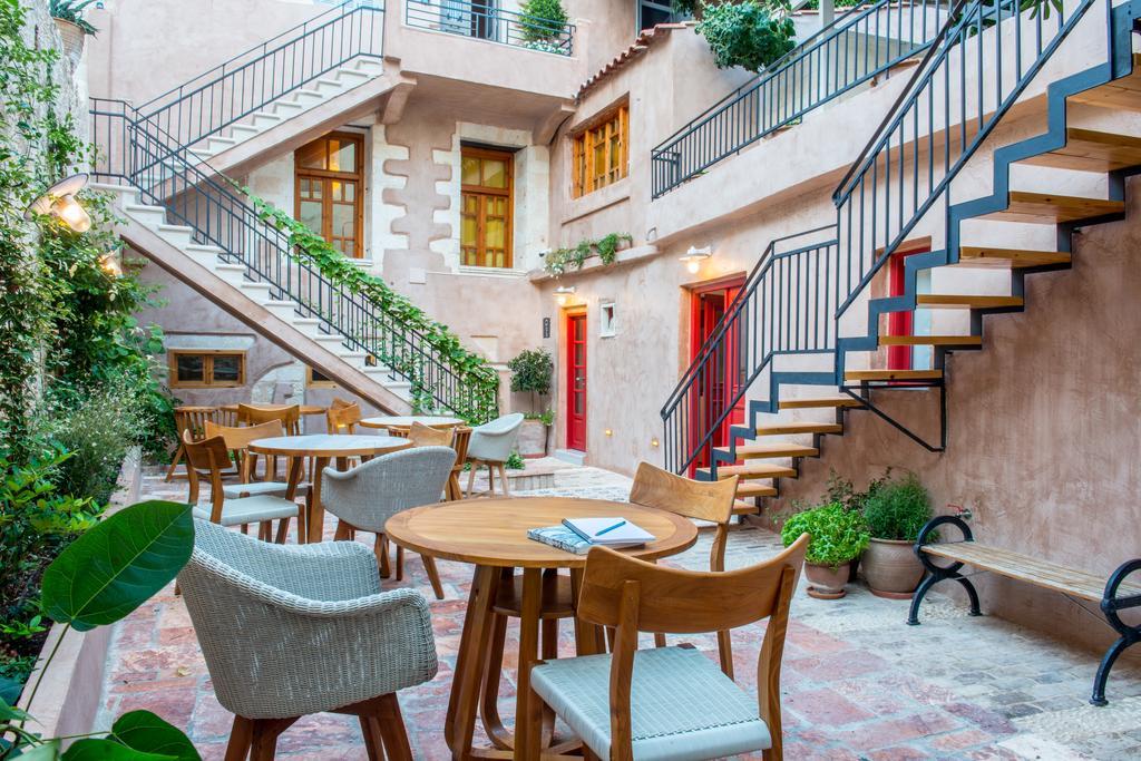 Hotel Off Chrissi Akti Chania Exterior foto