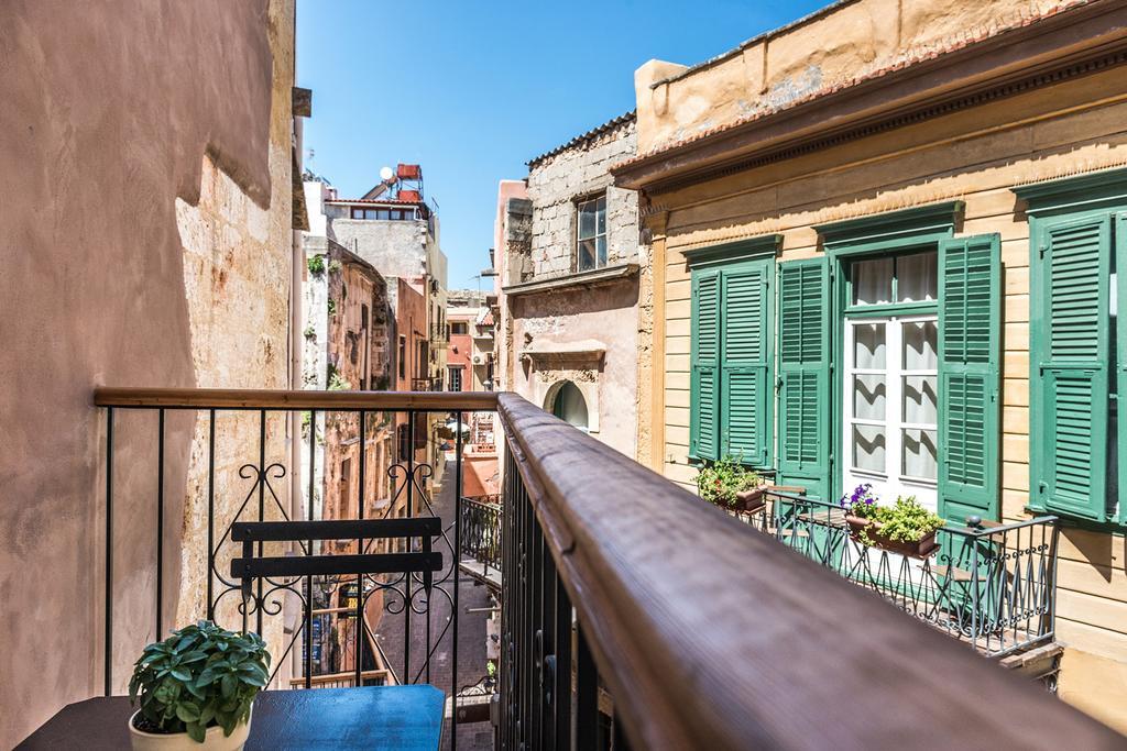 Hotel Off Chrissi Akti Chania Exterior foto